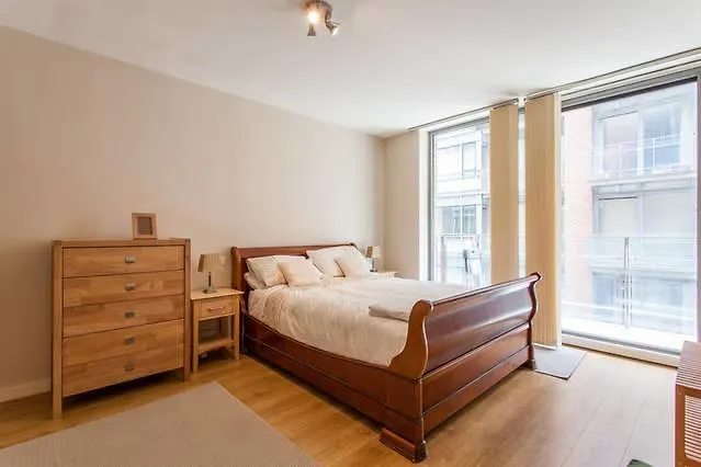 Smithfield Market Apartment Dublino 0*,